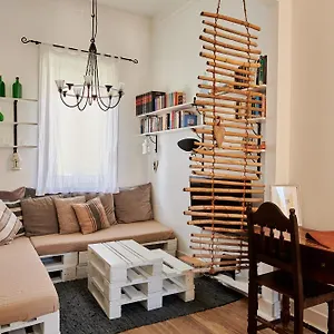 https://lisbon-nest.hotels-lisbon-portugal.com
